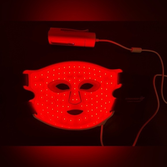 CurrentBody Skin Red Light Therapy Mask (Series 2) - Picture 9 of 12